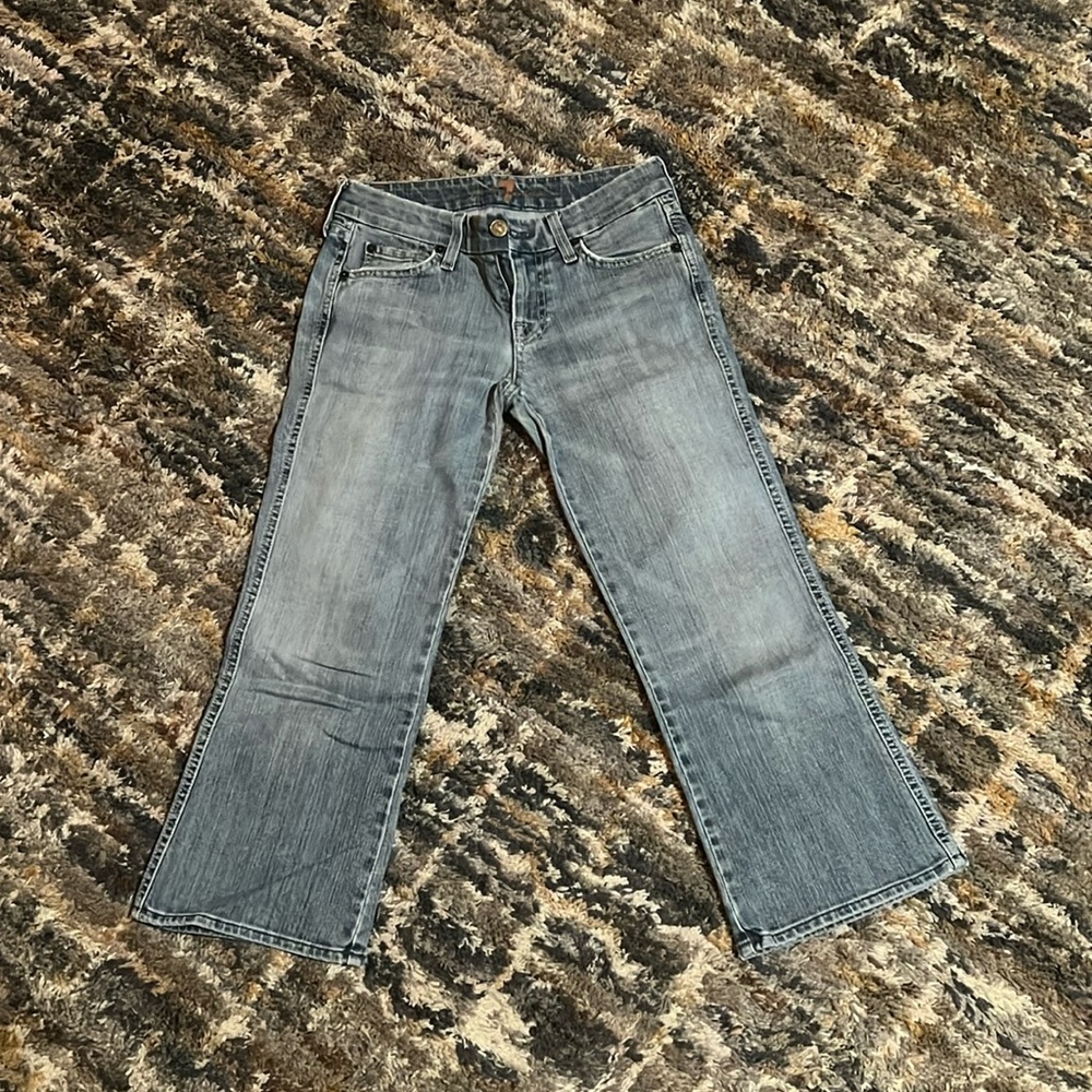 Women’s Cropped Jeans